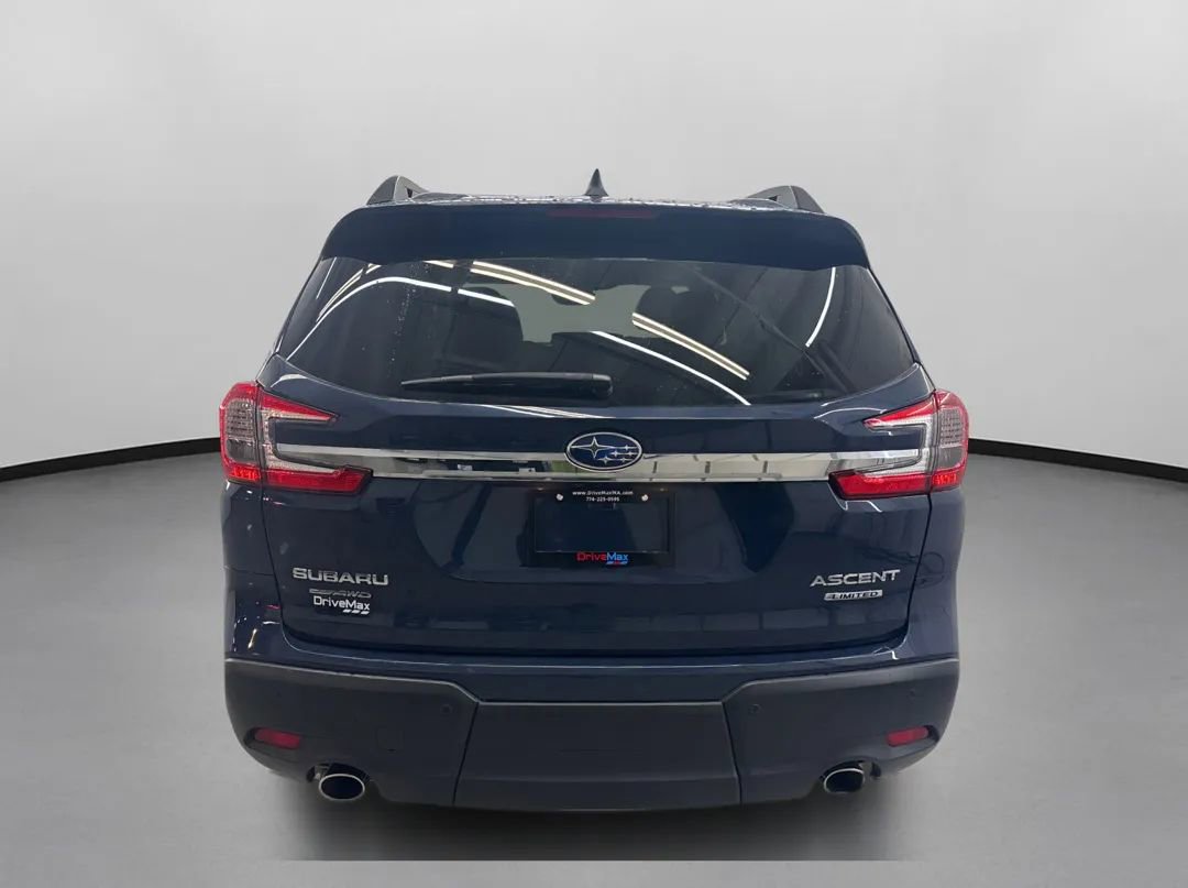 Used 2023 Subaru Ascent Limited image 8