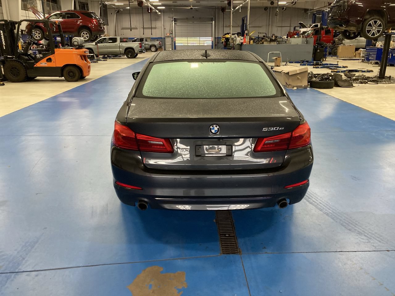 Used 2019 BMW 530e xDrive w/ Convenience Package AWD/4WD image 6