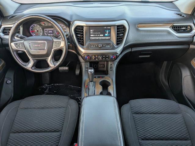 Used 2019 GMC Acadia SLE image 16
