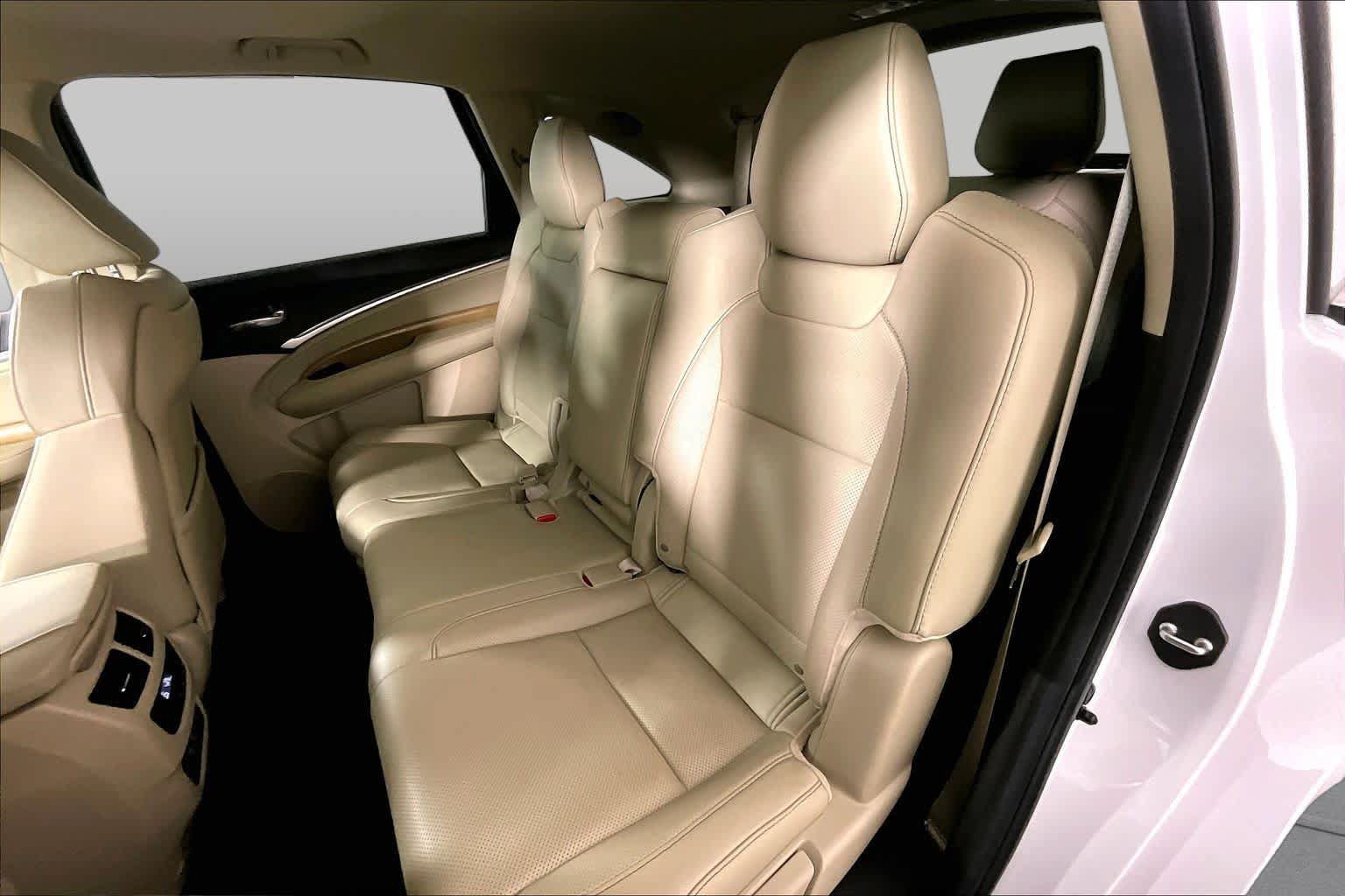 Used 2020 Acura MDX w/ Technology Package FWD image 18