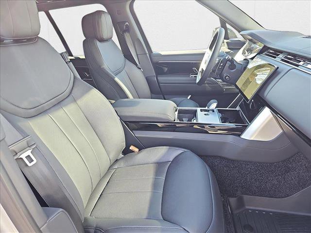 New 2025 Land Rover Range Rover SE image 10
