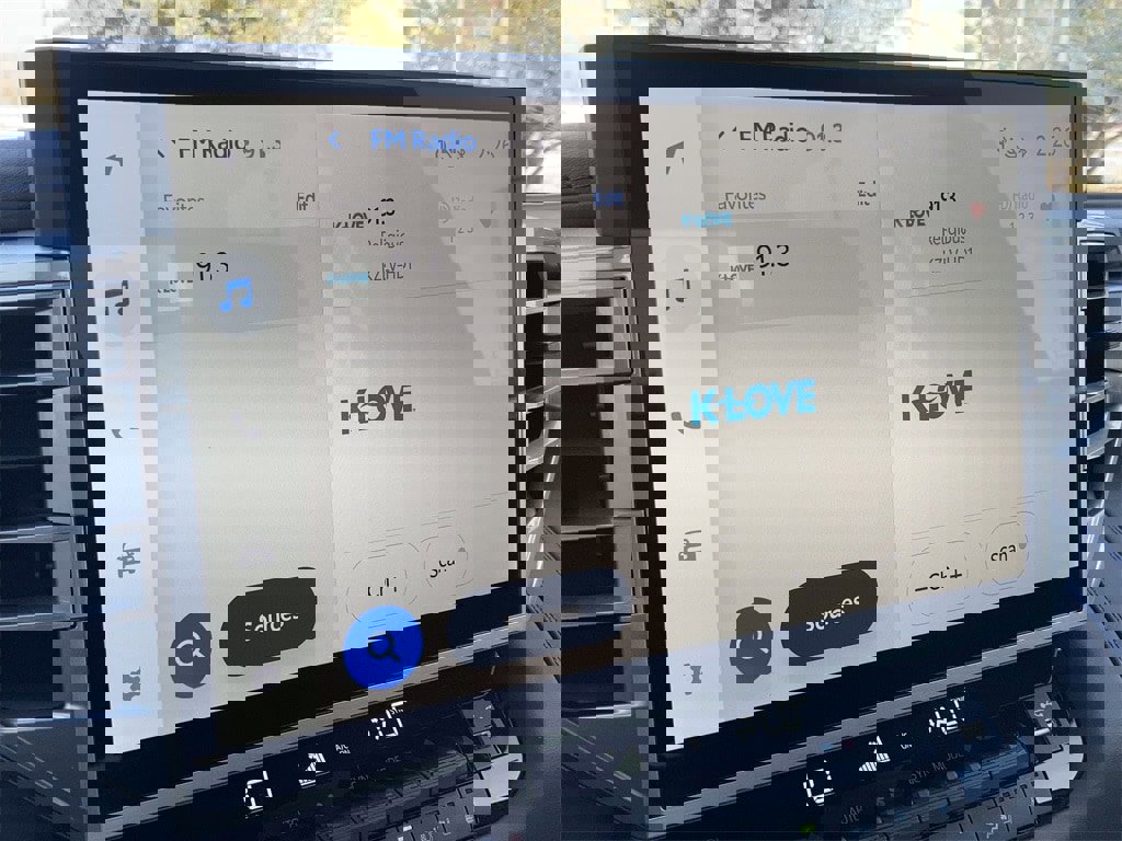 New 2025 Toyota Tundra Platinum image 21