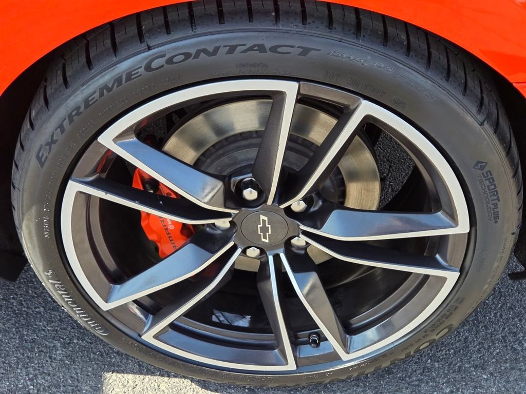 Used 2018 Chevrolet Camaro SS w/ Hot Wheels Edition RWD image 11