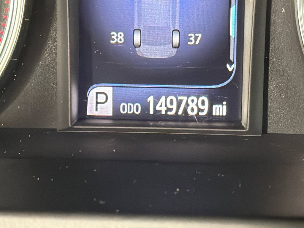 Used 2016 Toyota Camry SE w/ Moonroof Package image 28