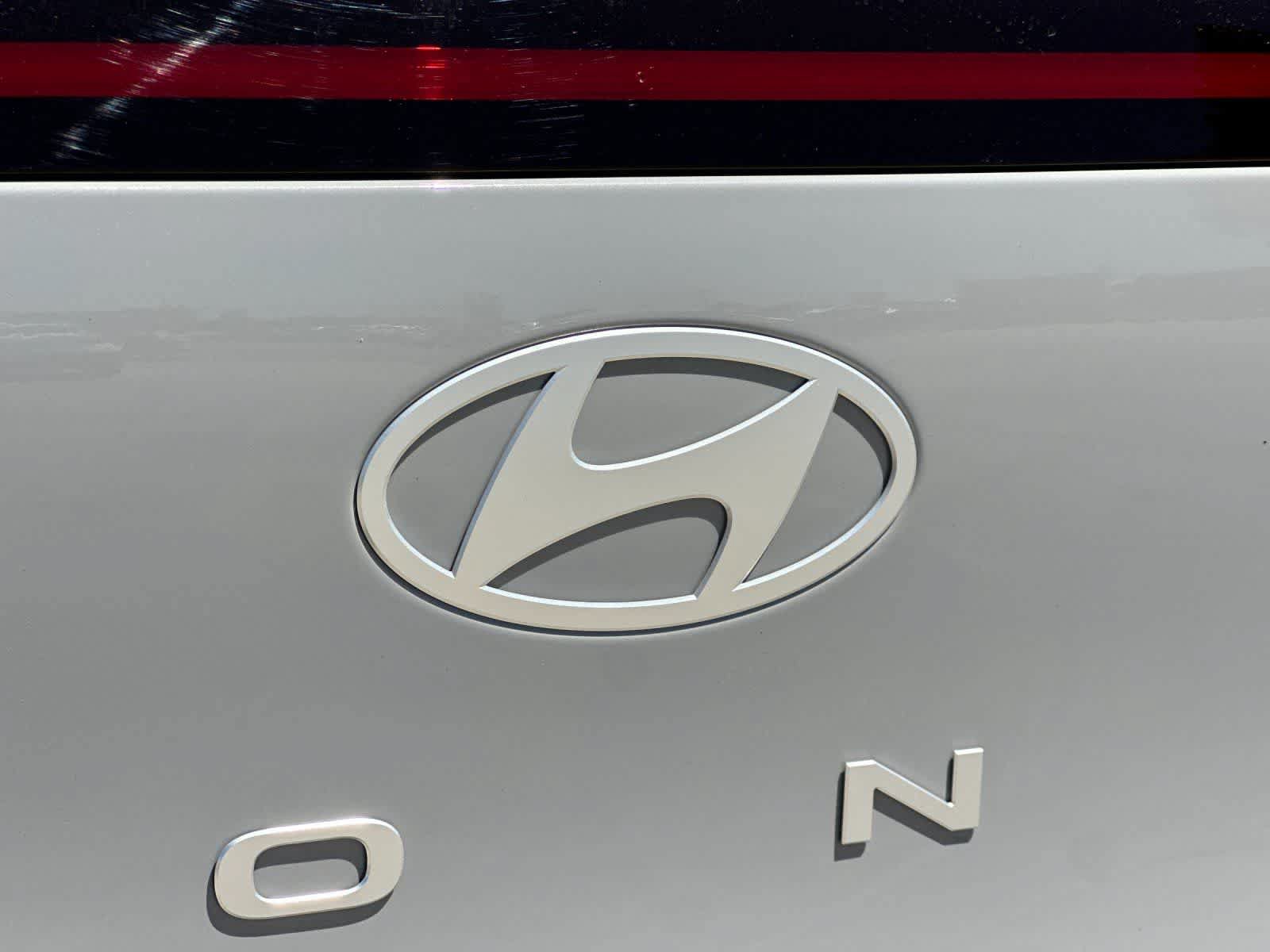 New 2026 Hyundai Kona SE FWD image 24