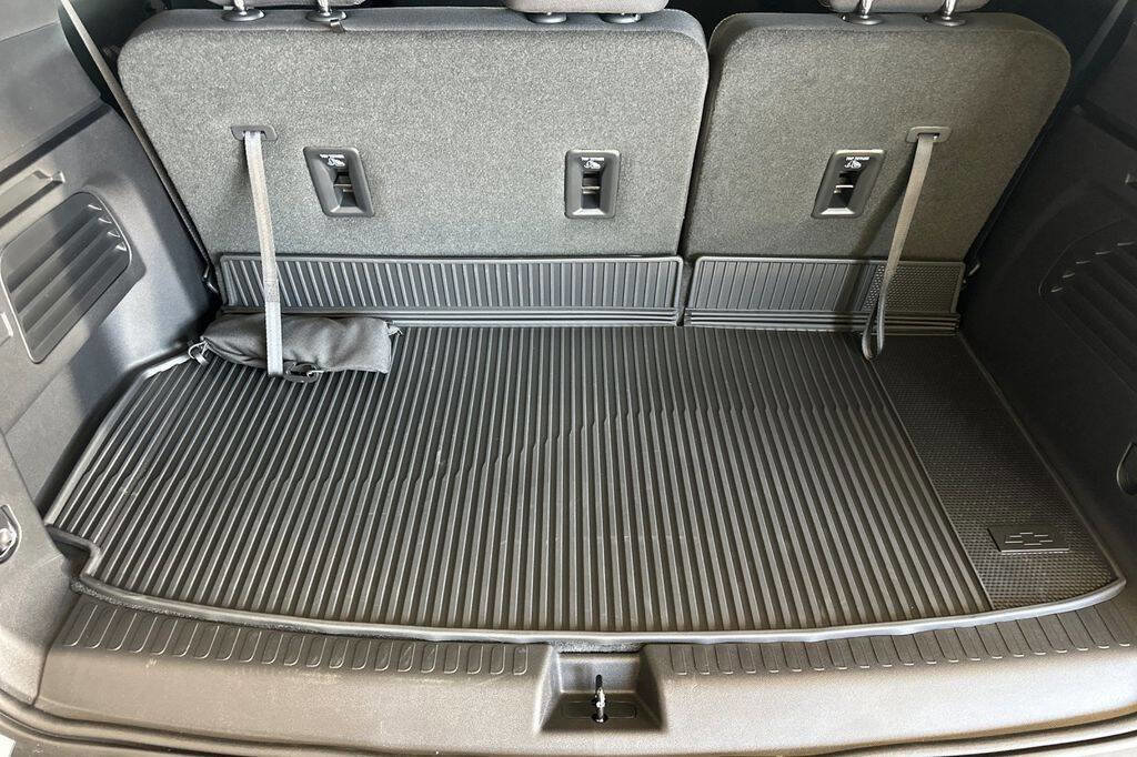 New 2026 Chevrolet Traverse LT w/ Sun and Wheel Package image 14