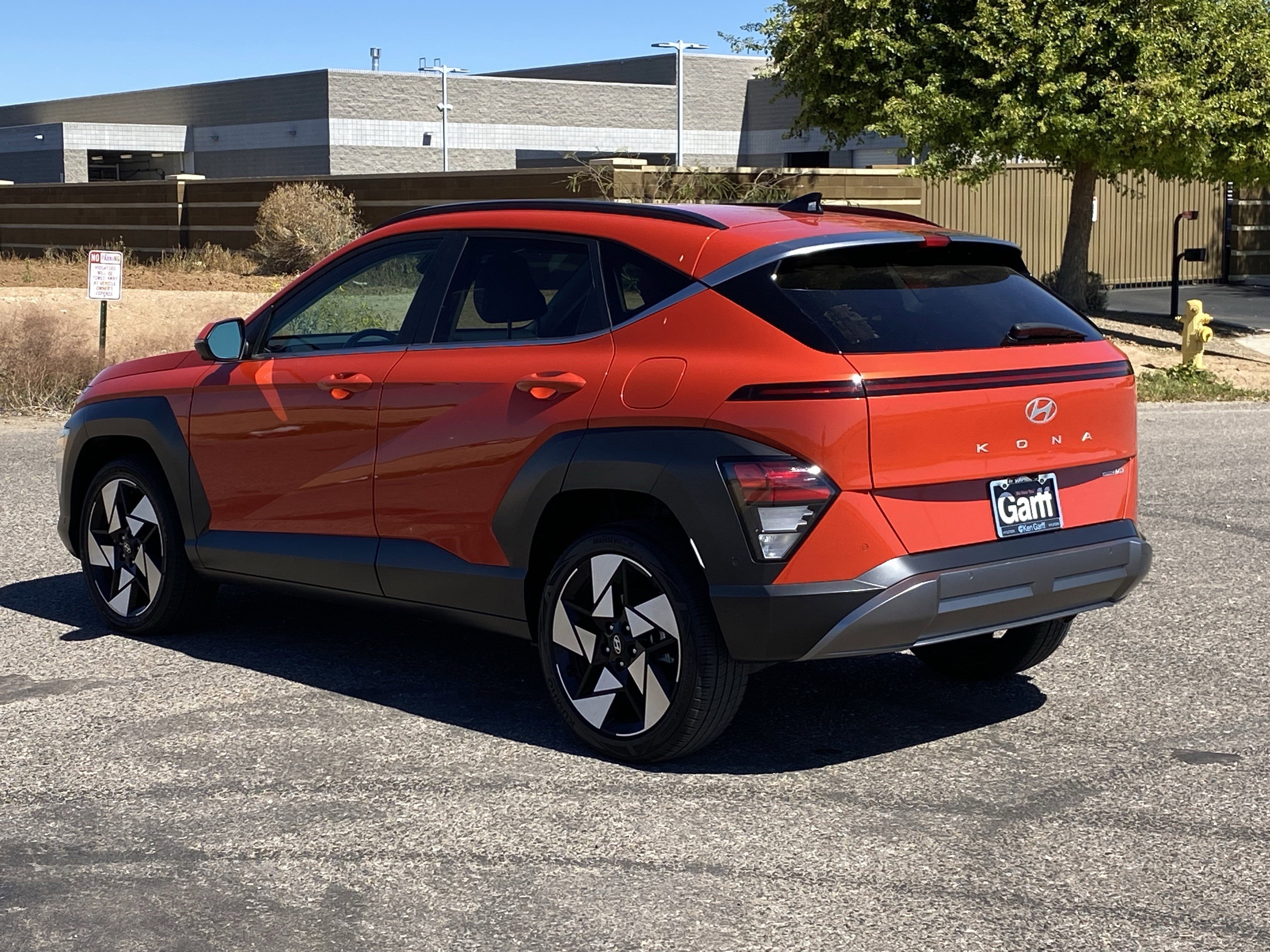 Used 2024 Hyundai Kona Limited AWD/4WD image 6