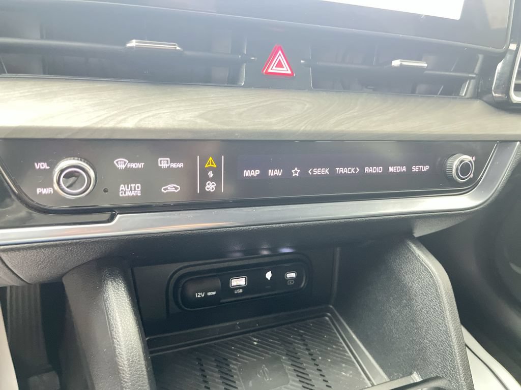 Used 2025 Kia Sportage X-Line w/ Premium Package AWD/4WD image 19