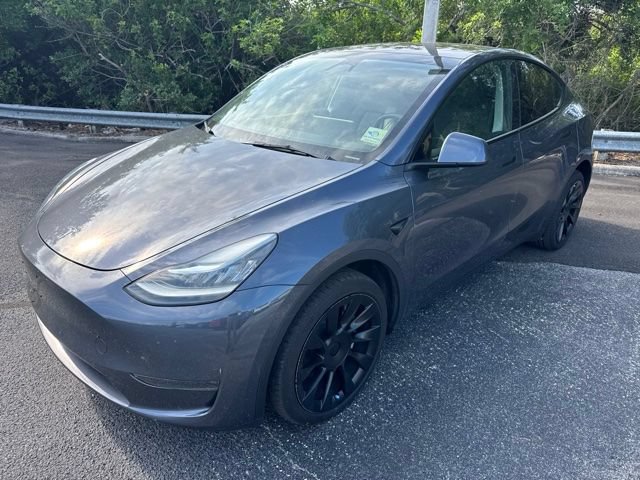 Used 2023 Tesla Model Y Long Range AWD/4WD video 1