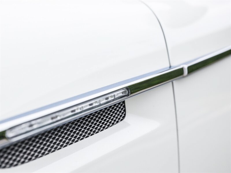 Used 2016 Aston Martin DB9 GT RWD image 48