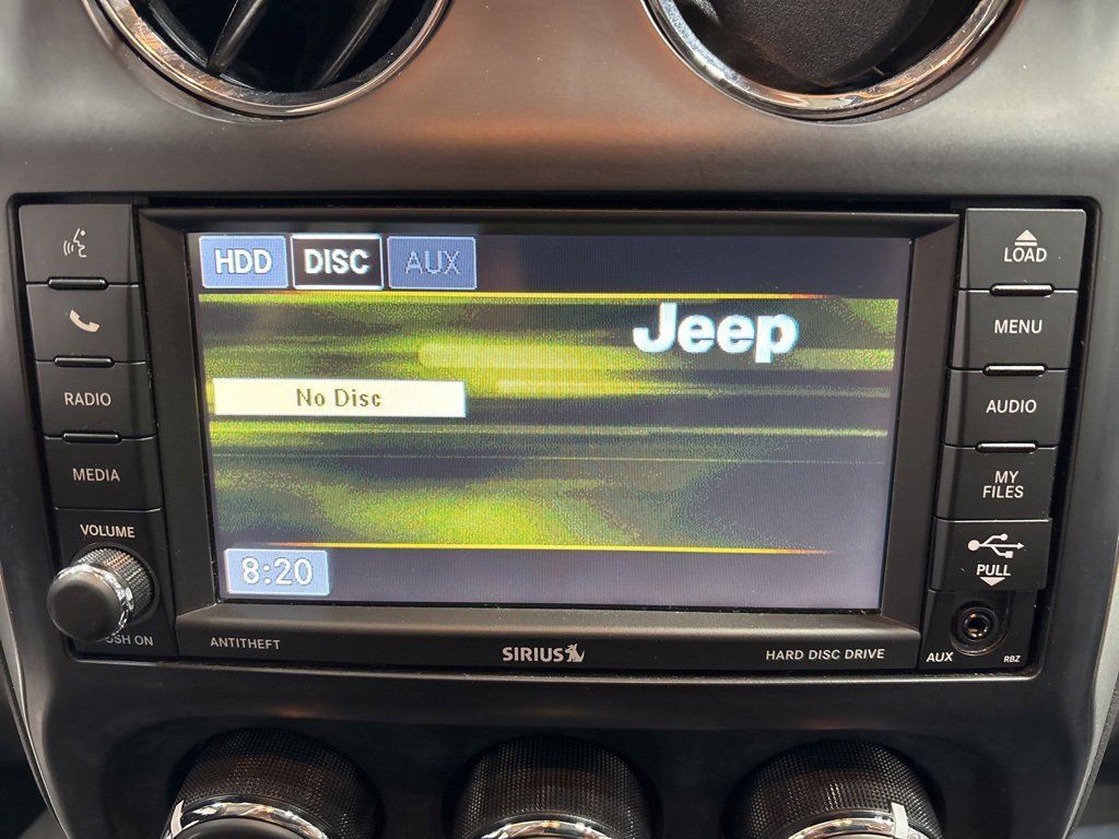 Used 2015 Jeep Compass Limited image 17