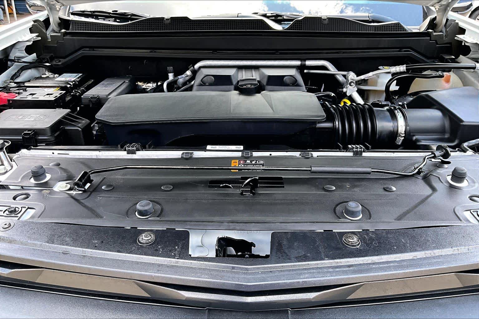 Used 2024 Chevrolet Colorado Trail Boss w/ Advanced Trailering Package AWD/4WD image 32