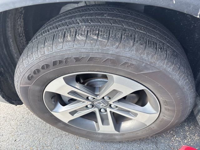 Used 2023 Honda Pilot EX-L image 11