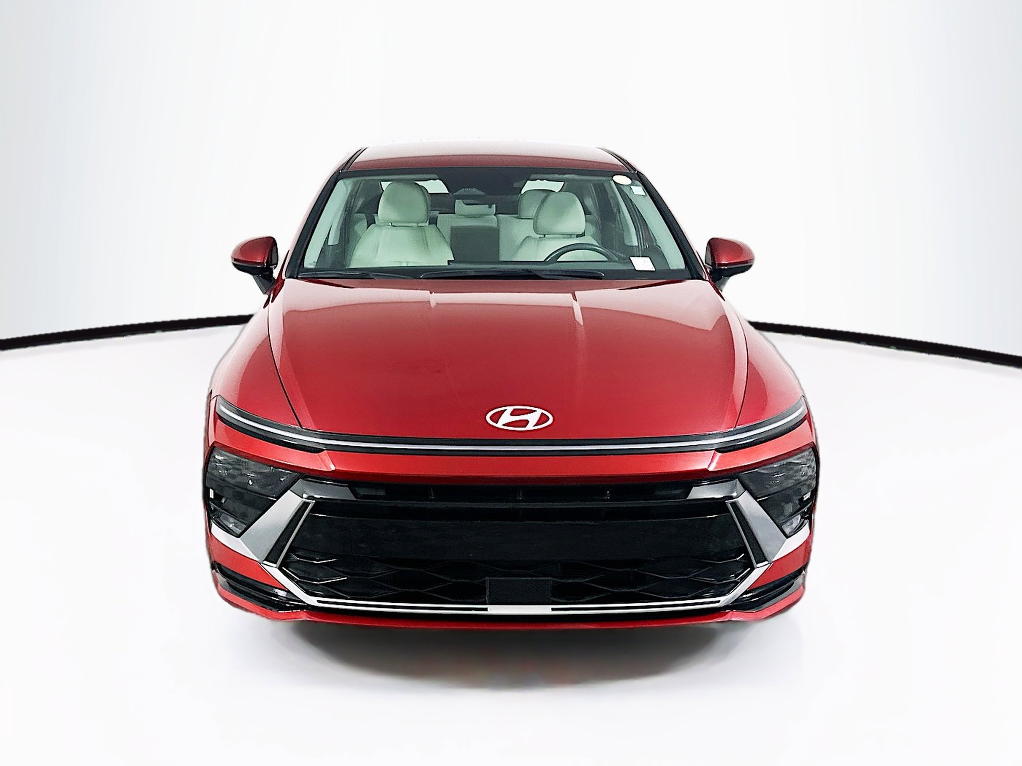 Used 2025 Hyundai Sonata SEL FWD image 2