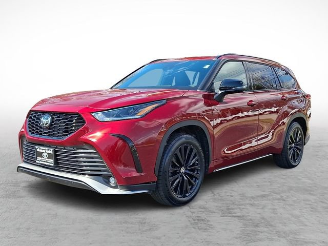 Used 2023 Toyota Highlander XSE image 3