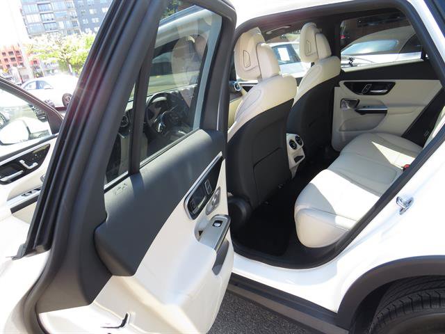 Used 2026 Mercedes-Benz GLC 300 4MATIC image 22