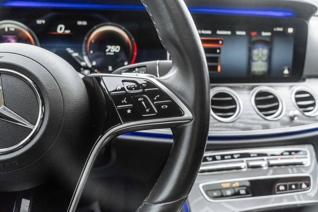 Used 2021 Mercedes-Benz E 350 4MATIC Sedan image 26