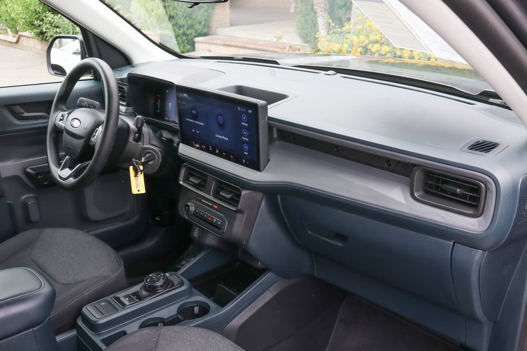 Used 2025 Ford Maverick XL FWD image 41