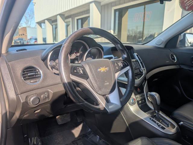 Used 2016 Chevrolet Cruze LT image 9