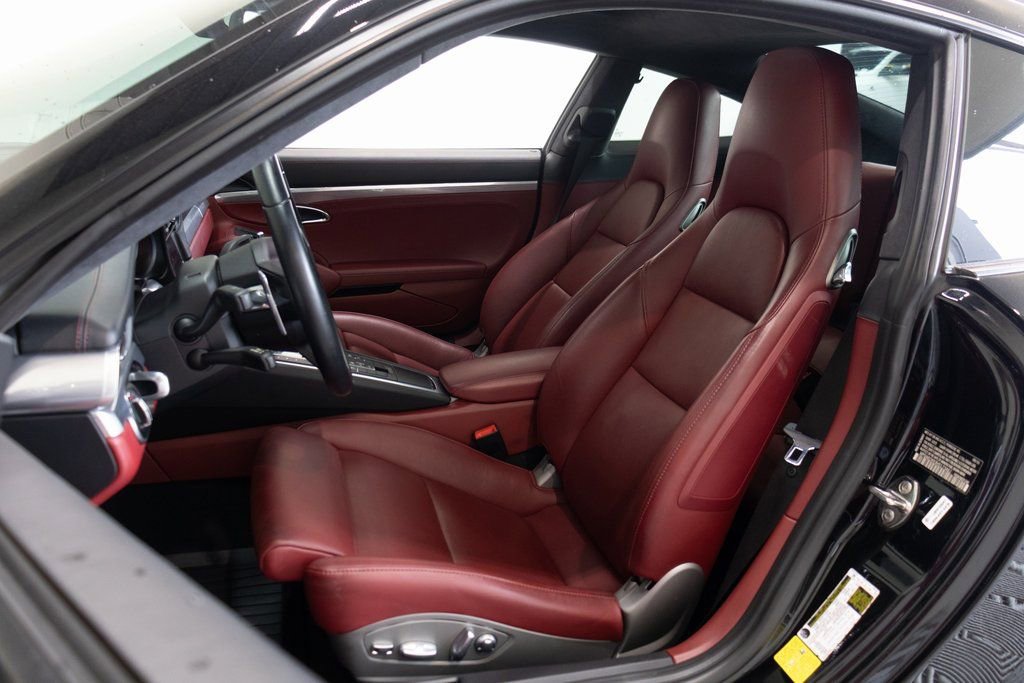 Used 2017 Porsche 911 Carrera S image 23
