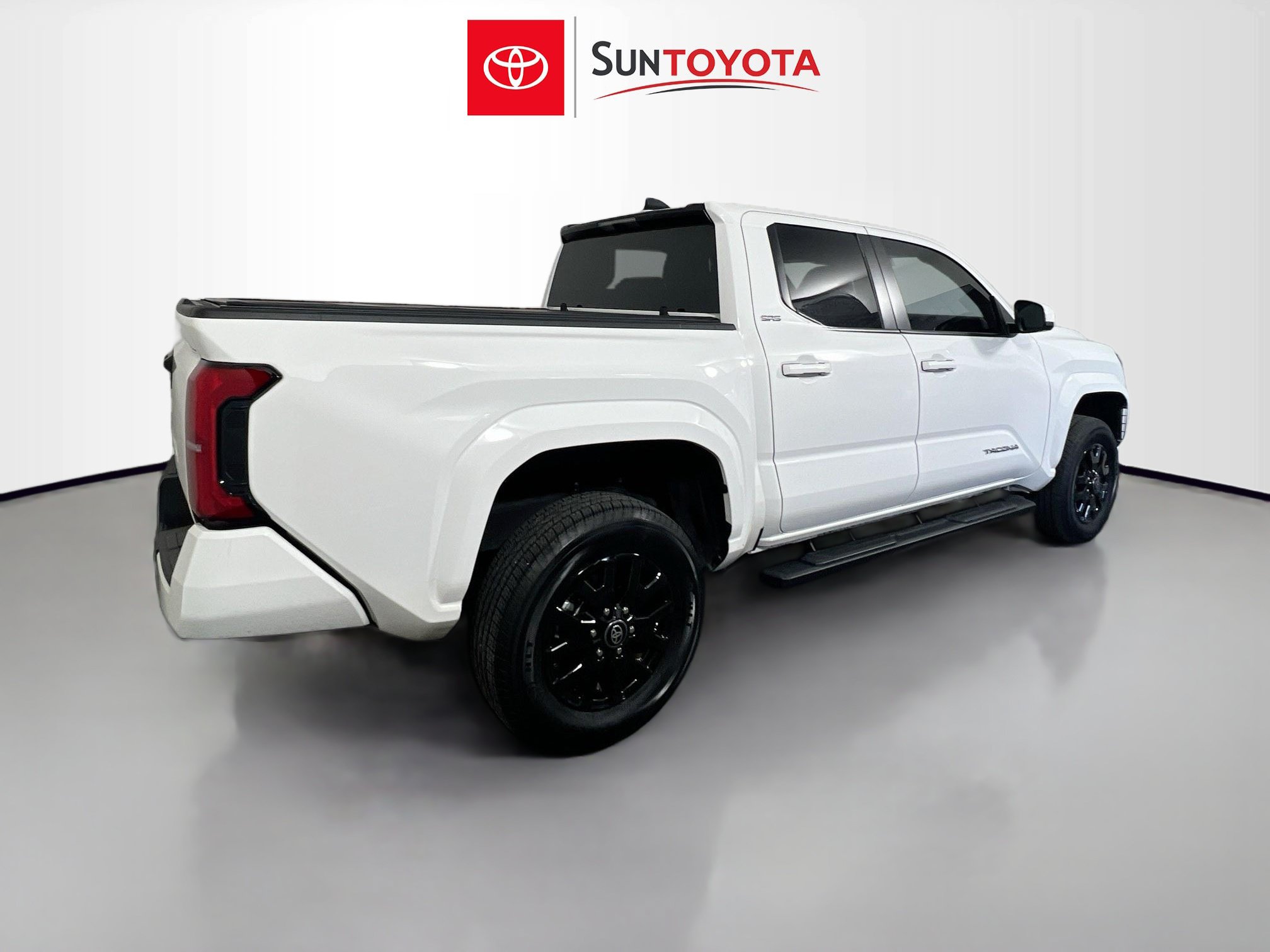 Used 2025 Toyota Tacoma SR5 RWD image 4