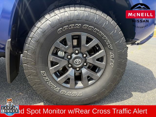 Used 2023 Toyota Tacoma SR5 w/ Technology Package AWD/4WD image 10
