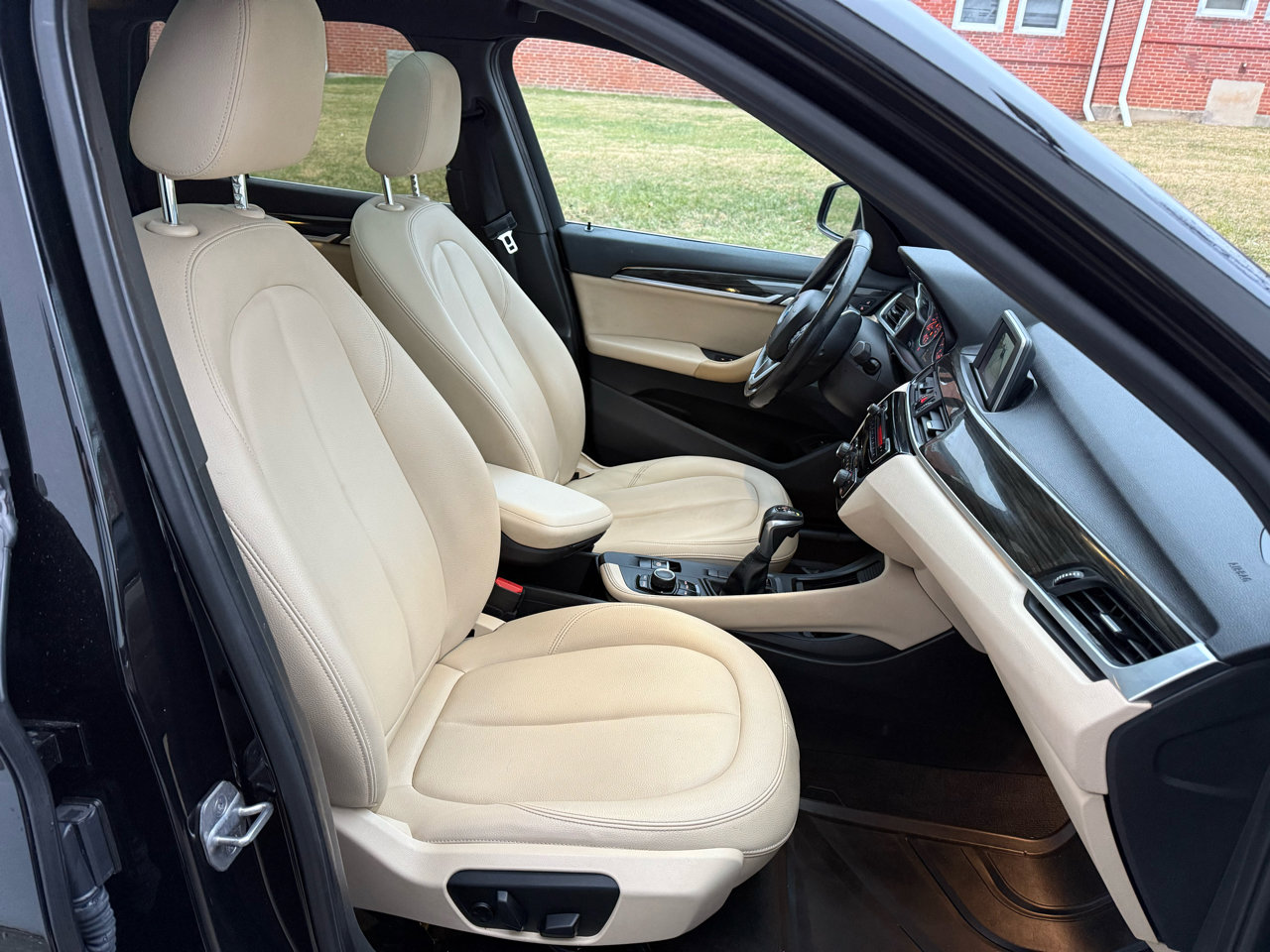 Used 2018 BMW X1 sDrive28i image 29