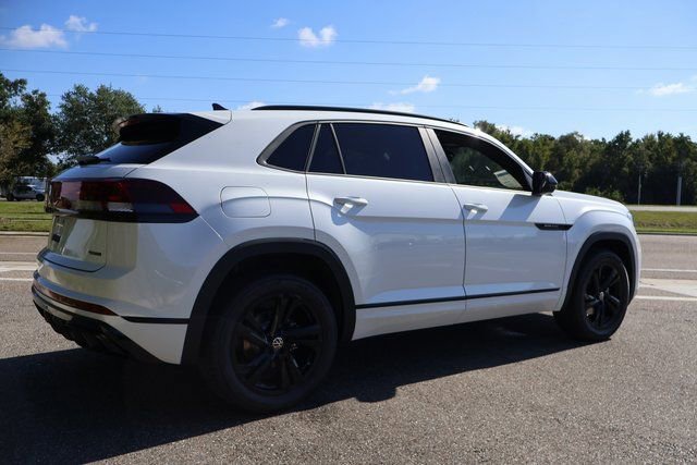 New 2026 Volkswagen Atlas Cross Sport SEL R-Line image 7