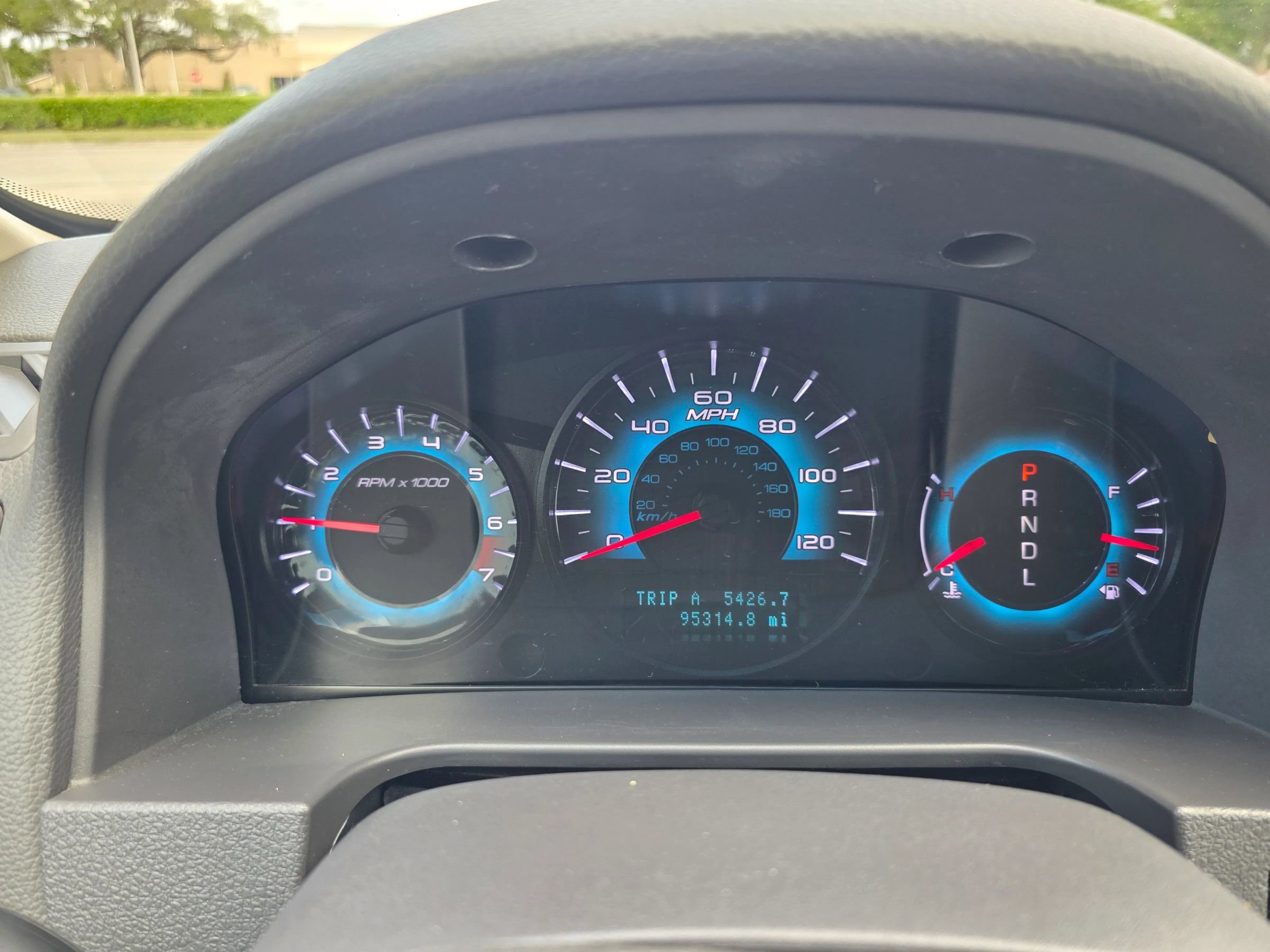 Used 2012 Ford Fusion SE image 9