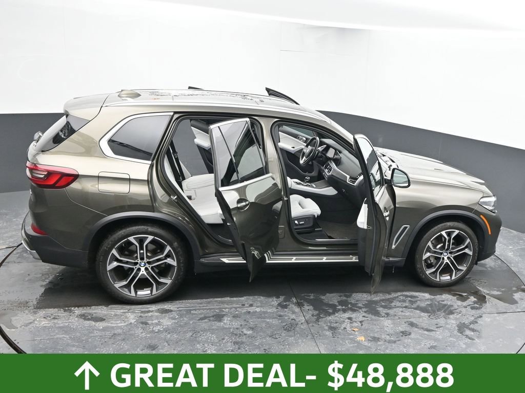 Used 2023 BMW X5 xDrive40i w/ Premium Package image 66