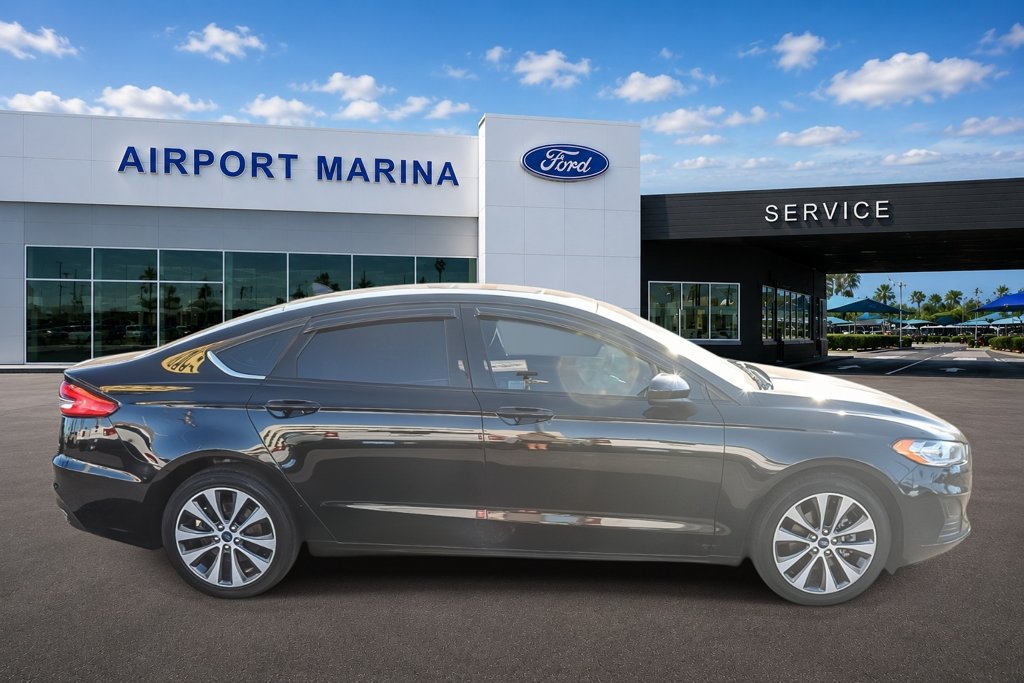 Certified 2020 Ford Fusion SE AWD/4WD image 9