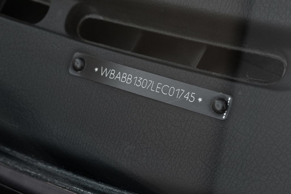Used 1990 BMW 325i Convertible RWD image 38