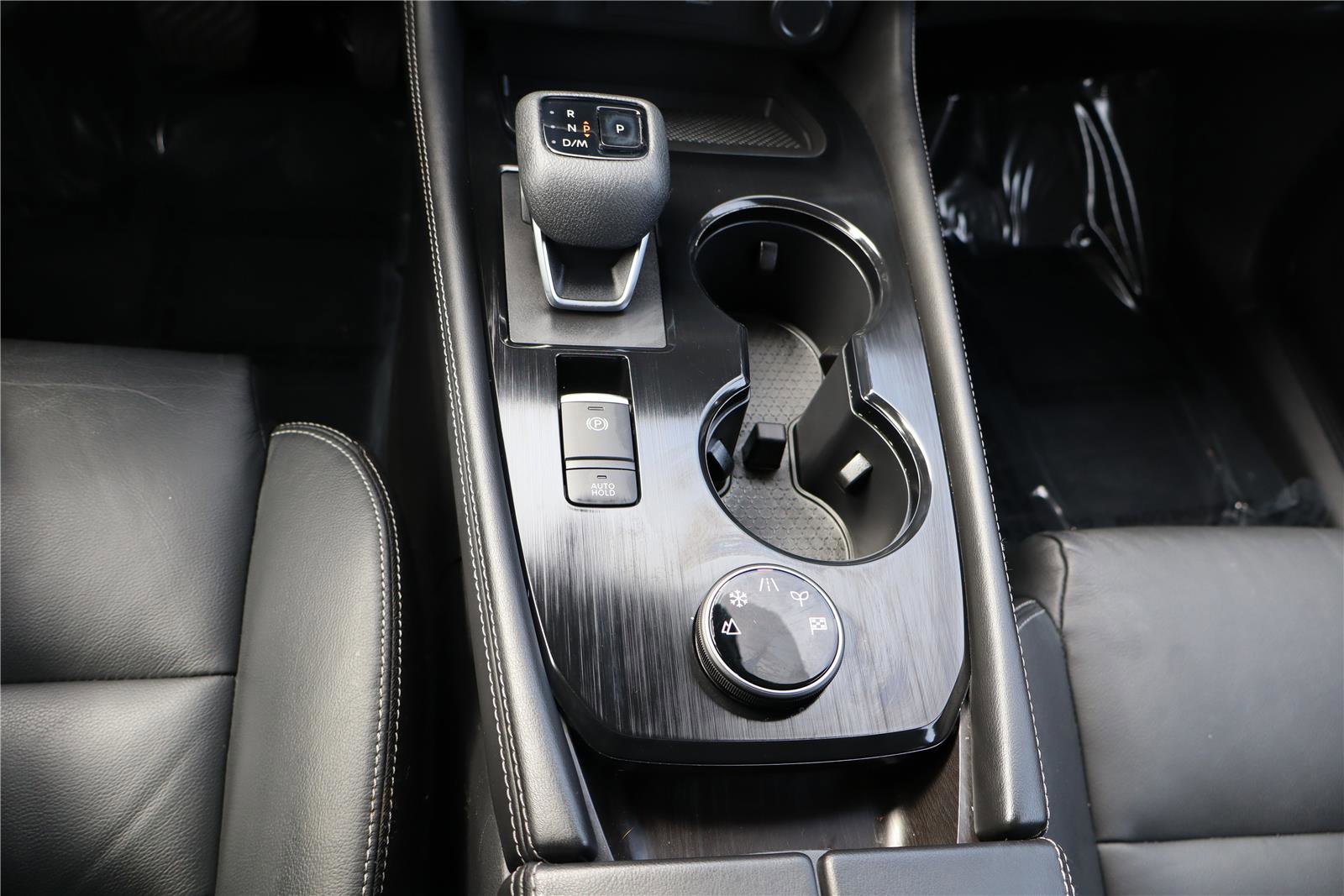 Used 2021 Nissan Rogue SL w/ Premium Package image 22