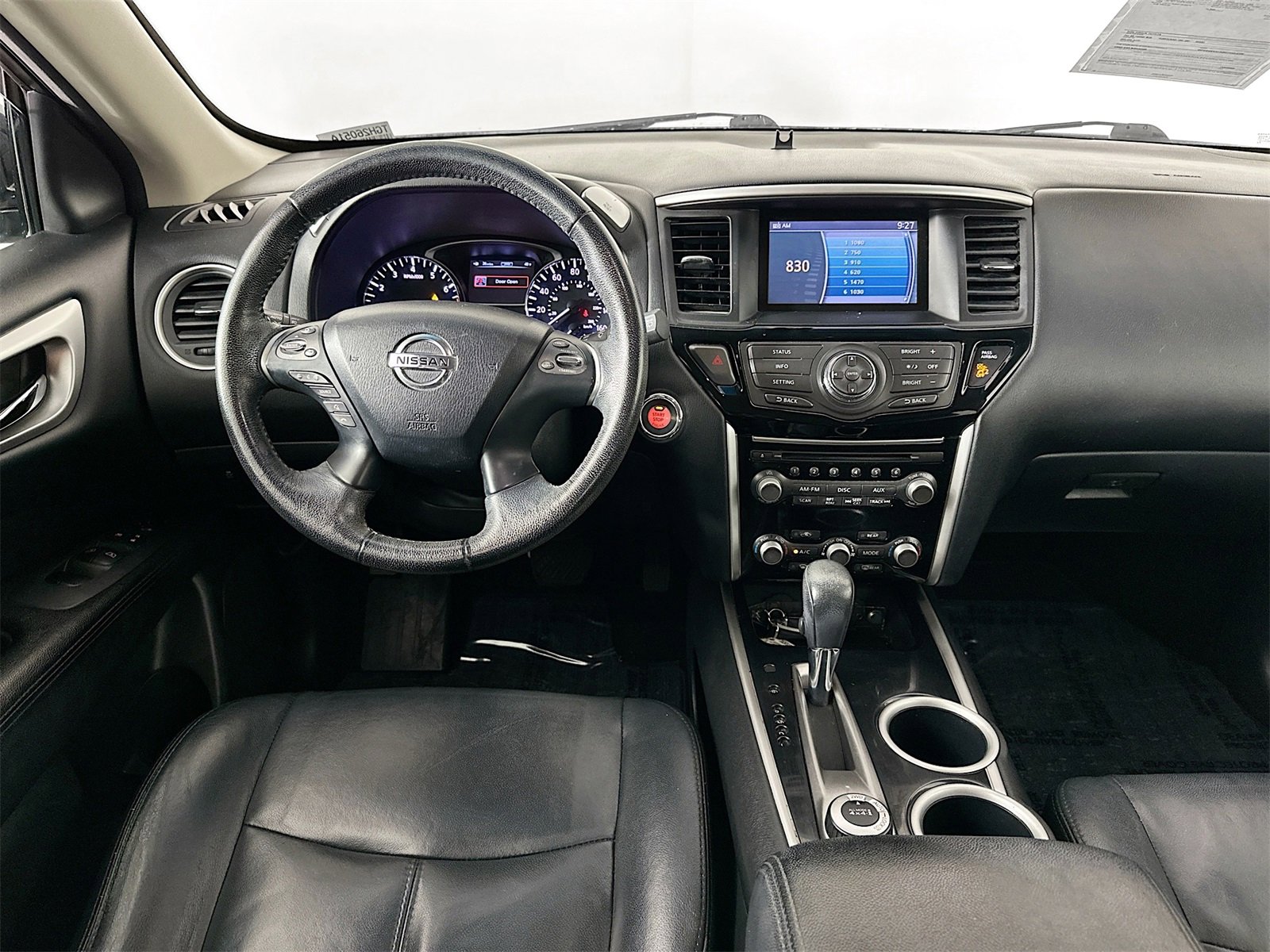 Used 2013 Nissan Pathfinder SV image 21