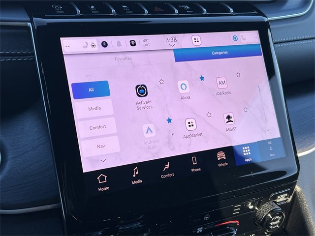 New 2025 Jeep Grand Cherokee Limited w/ Black Appearance Package image 24