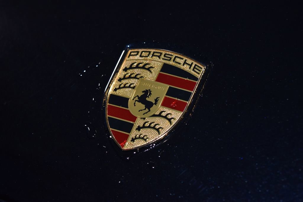 Used 2023 Porsche Panamera 4 Platinum Edition image 25