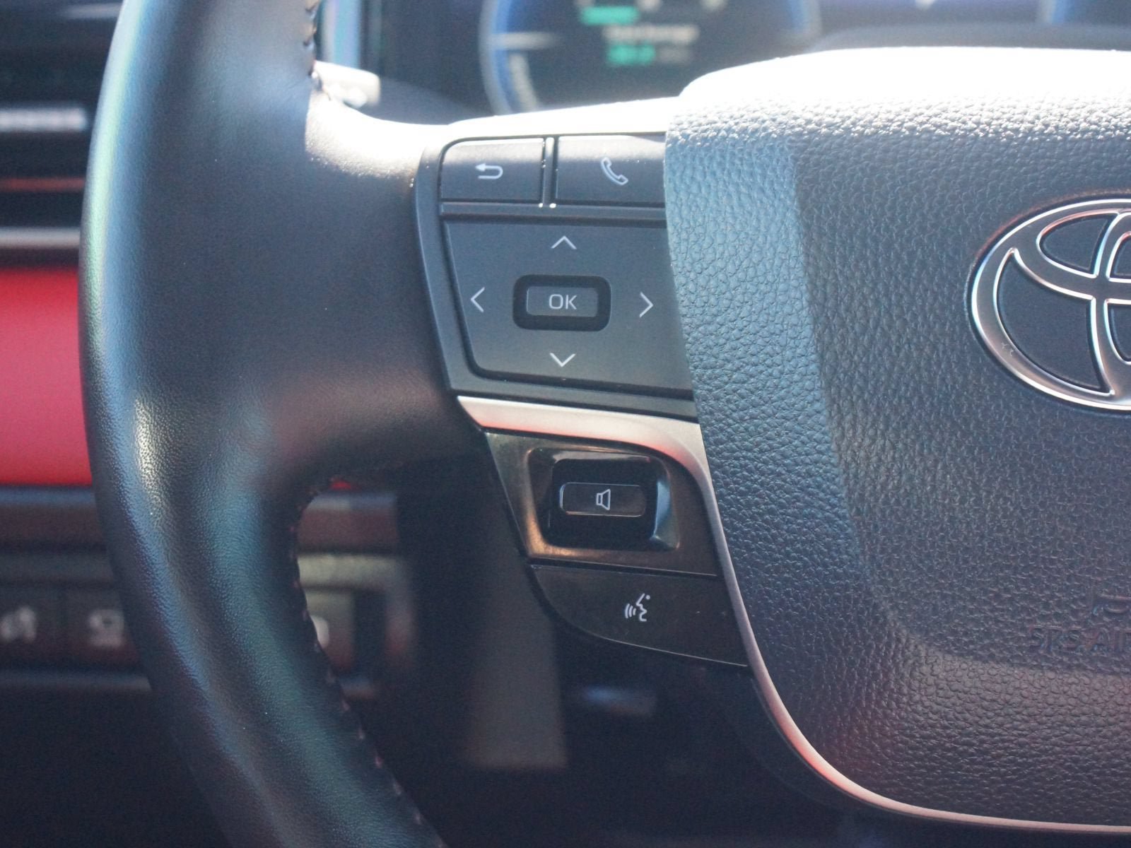 Used 2025 Toyota Camry XSE w/ Premium Plus Package FWD image 10