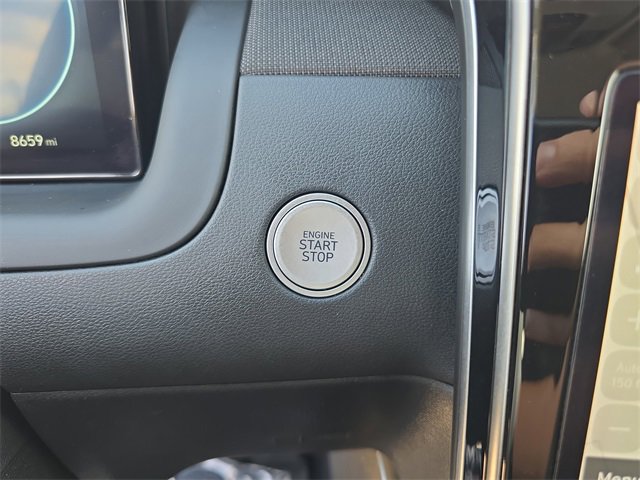 Used 2024 Hyundai Tucson Limited image 25