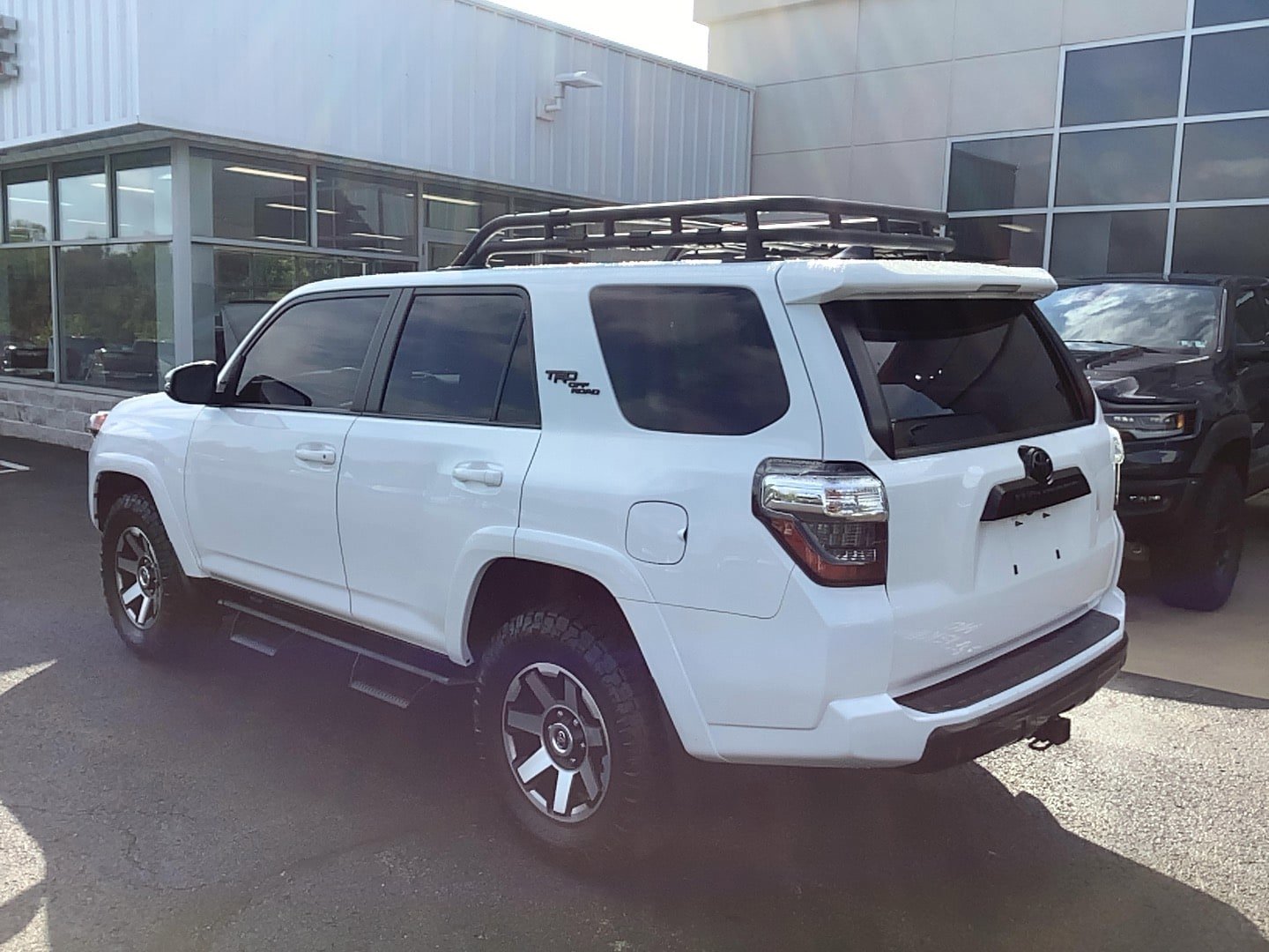 Used 2023 Toyota 4Runner TRD Off-Road Premium w/ Off Road Premium Plus Package AWD/4WD image 6