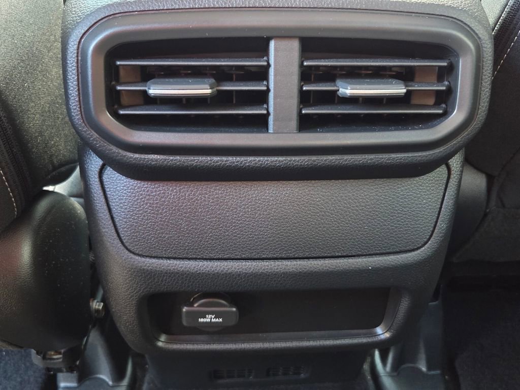 Used 2024 Honda Ridgeline Sport image 16