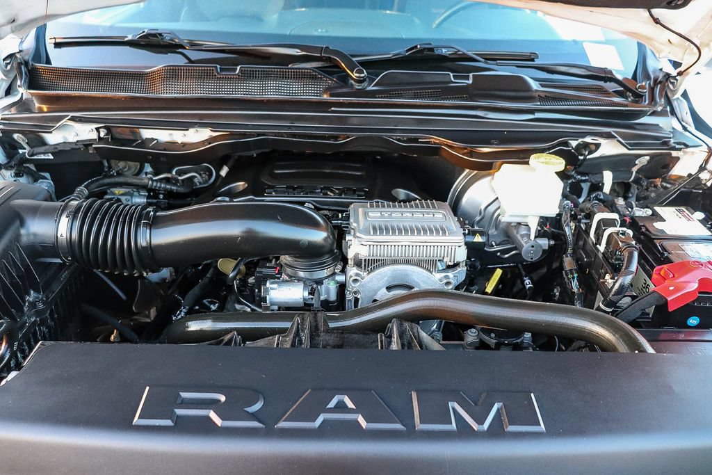 Used 2024 RAM 1500 Laramie AWD/4WD image 29