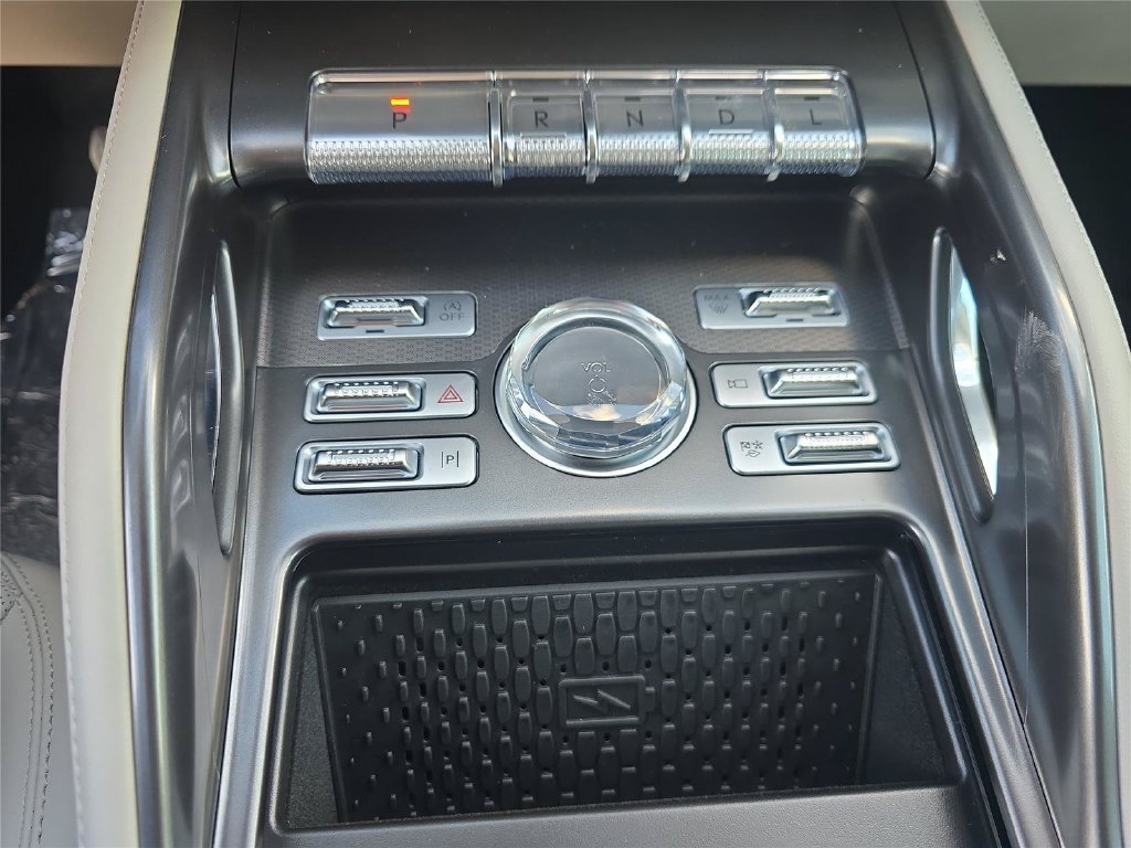 New 2026 Lincoln Nautilus Premier w/ Equipment Group 102A AWD/4WD image 15