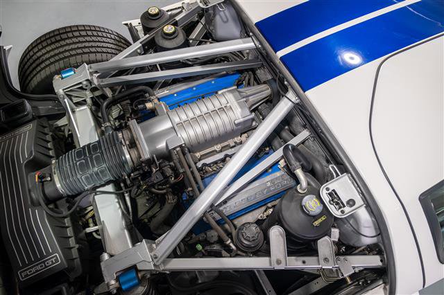 Used 2005 Ford GT image 13