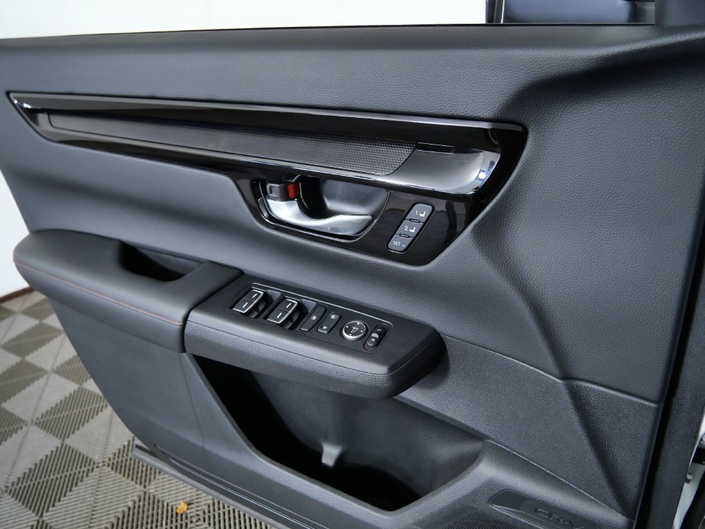 Used 2023 Honda CR-V Sport Touring image 29