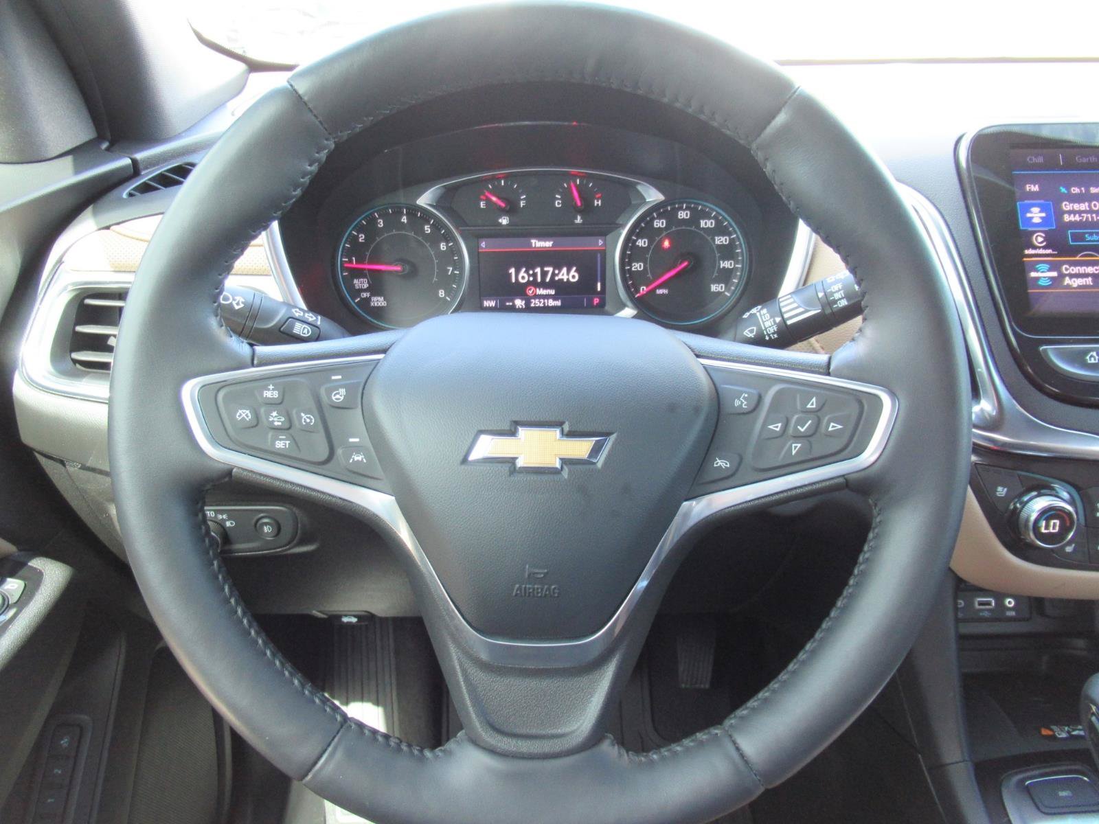 Used 2022 Chevrolet Equinox Premier AWD/4WD image 25