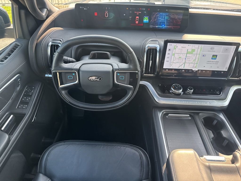 Used 2025 Ford Expedition Platinum w/ Stealth Performance Package AWD/4WD image 18