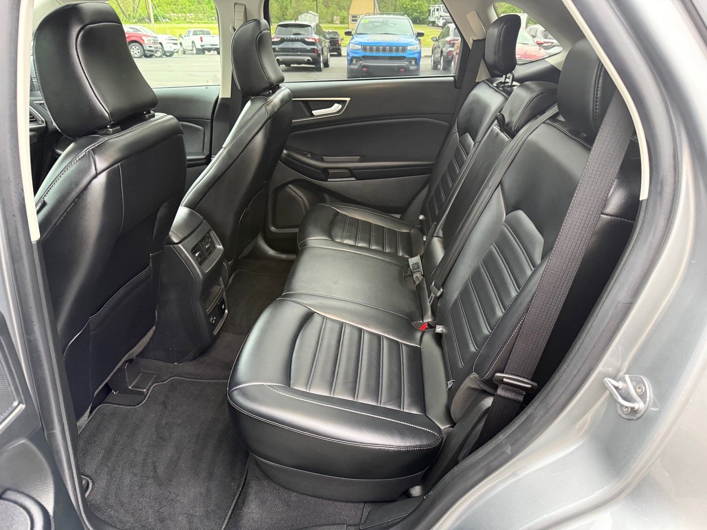 Used 2022 Ford Edge SEL w/ Convenience Package AWD/4WD image 7