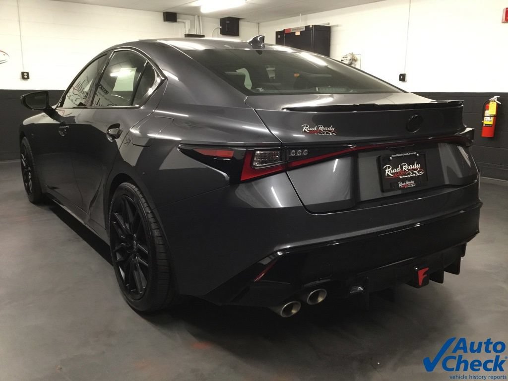 Used 2023 Lexus IS 500 RWD image 8
