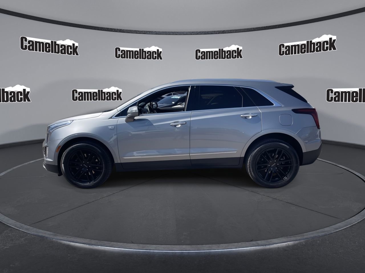 Used 2025 Cadillac XT5 Premium Luxury image 4