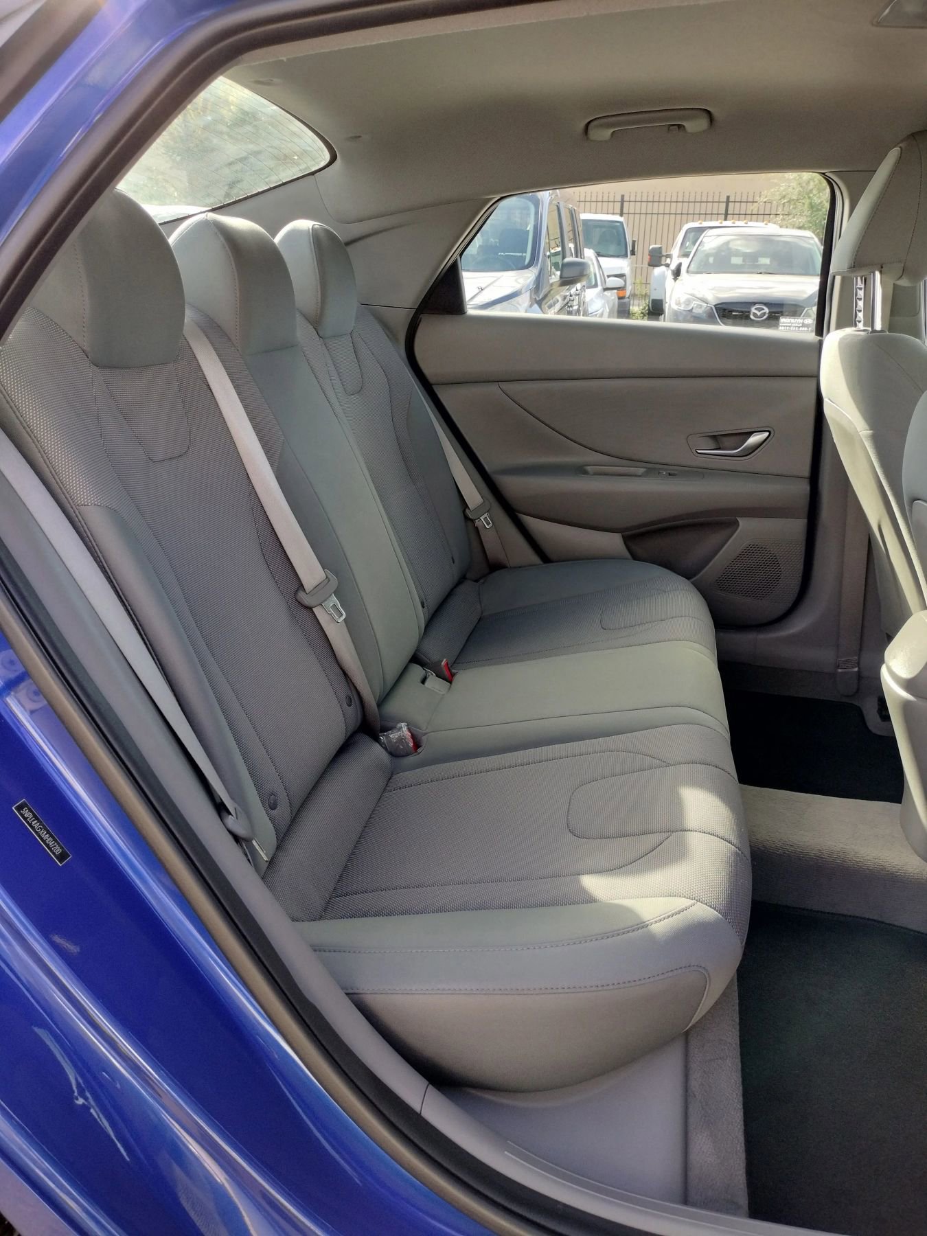 Used 2021 Hyundai Elantra SE image 33